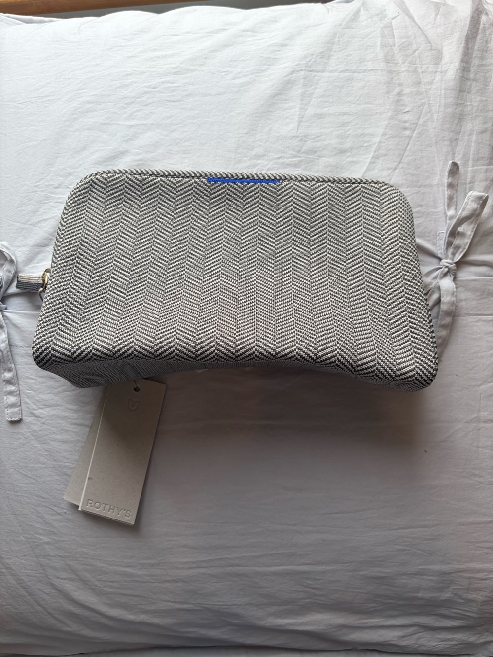 NWT Rothy's universal pouch
